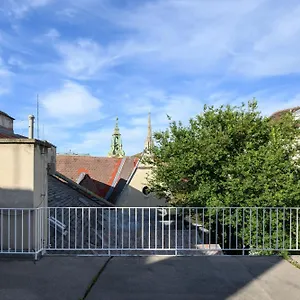 Palais Palffy Suits , Wiedeń Austria